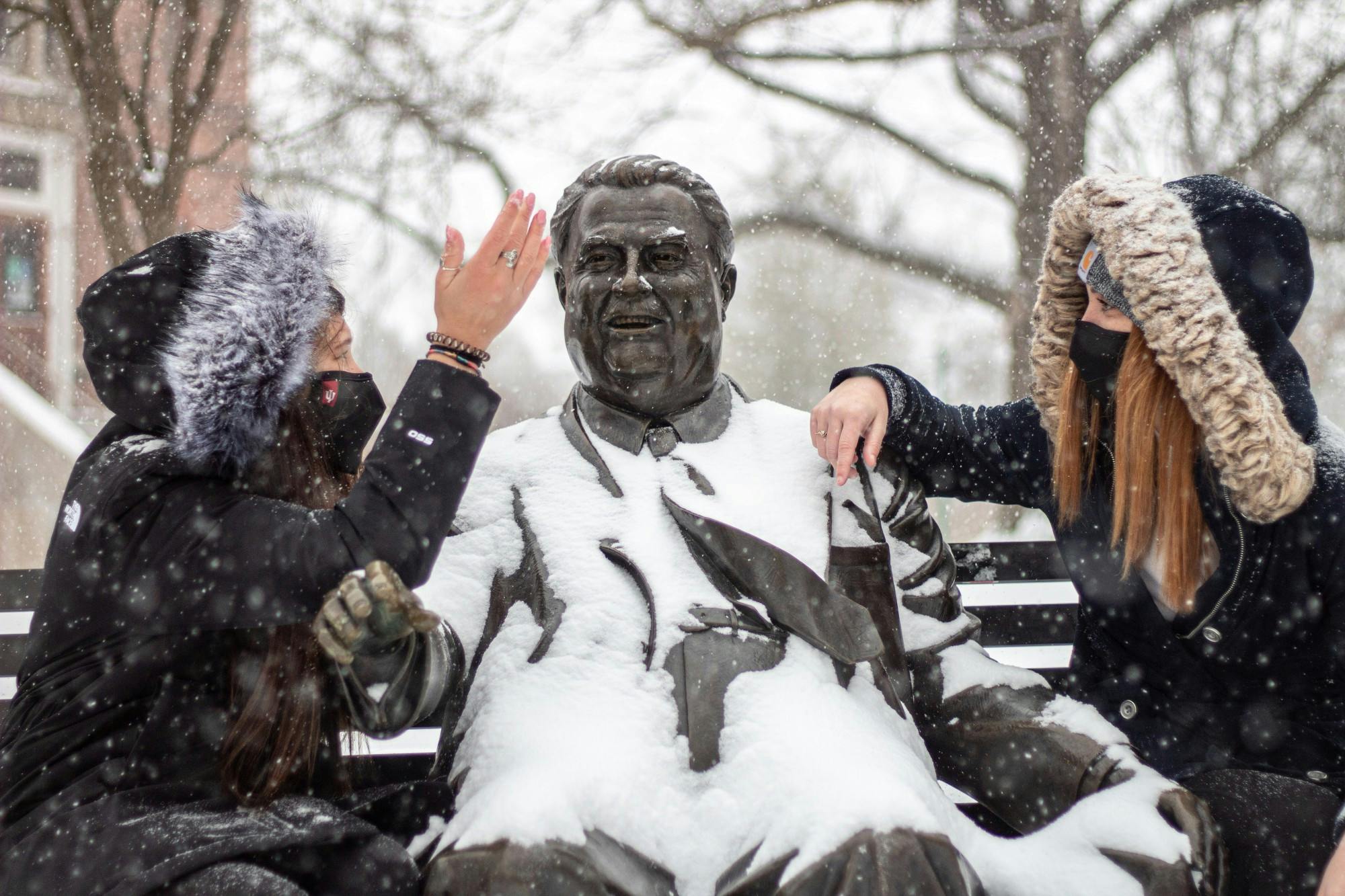 GALLERY: Stuck at home for a new reason — Bloomington’s first big snowfall