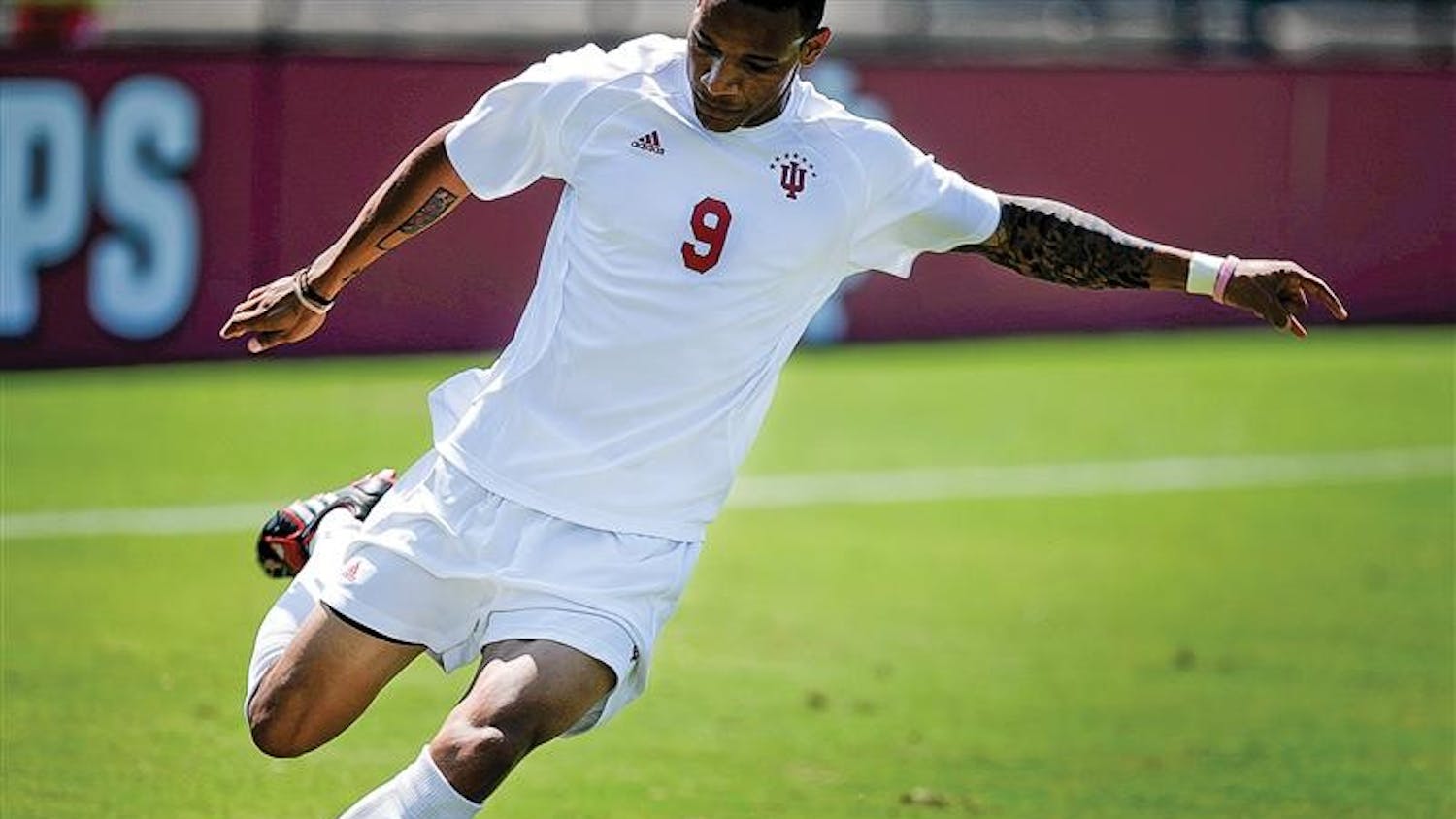 Senior forward Kevin Noschang prepares to pass the ball during the Hoosiers' 0-0 tie with Akron on Aug. 31 at Bill Armstrong Stadium.