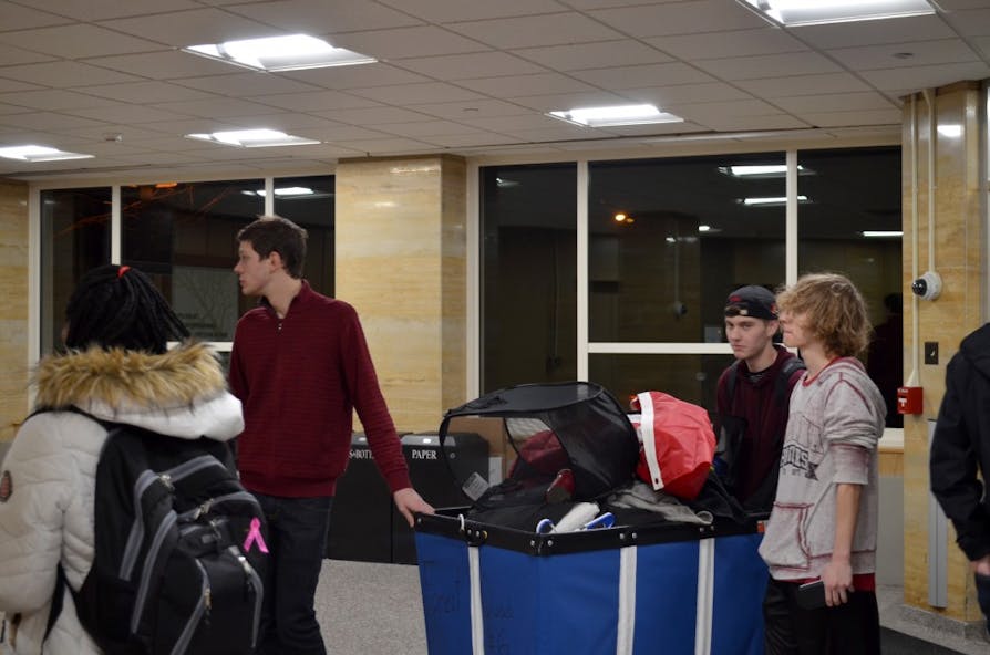 Students move their things to B Tower of Forest Quadrangle while A Tower is being worked on. B Tower was renovated over the course of the fall semester and includes new bathrooms, kitchens and lounges.&nbsp;
