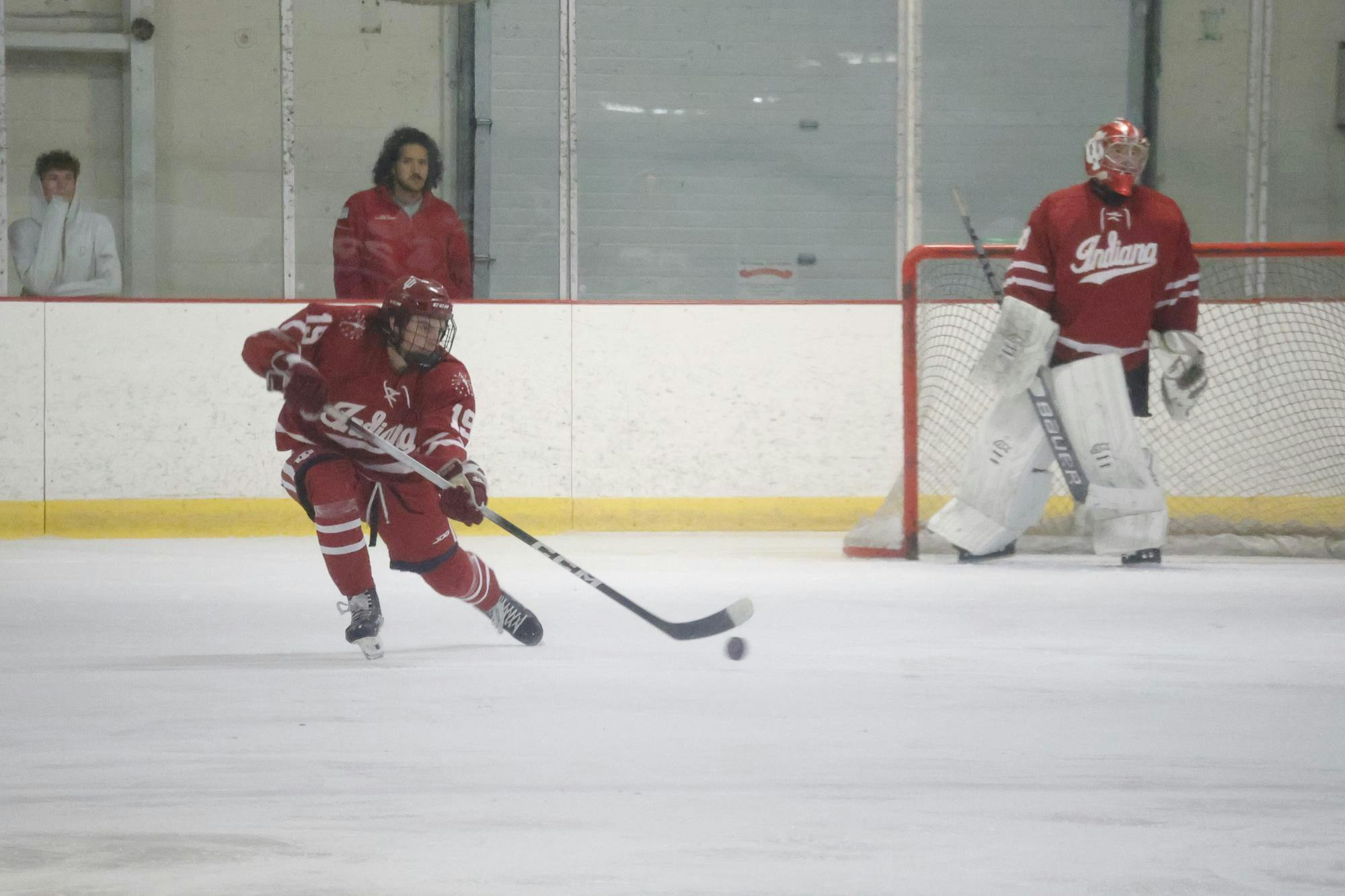 viclubhockey101726-6.JPG