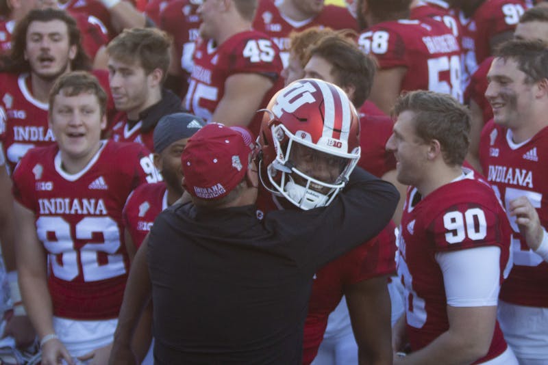 IU football moves up to No. 10 in AP Top 25 - Indiana Daily Student