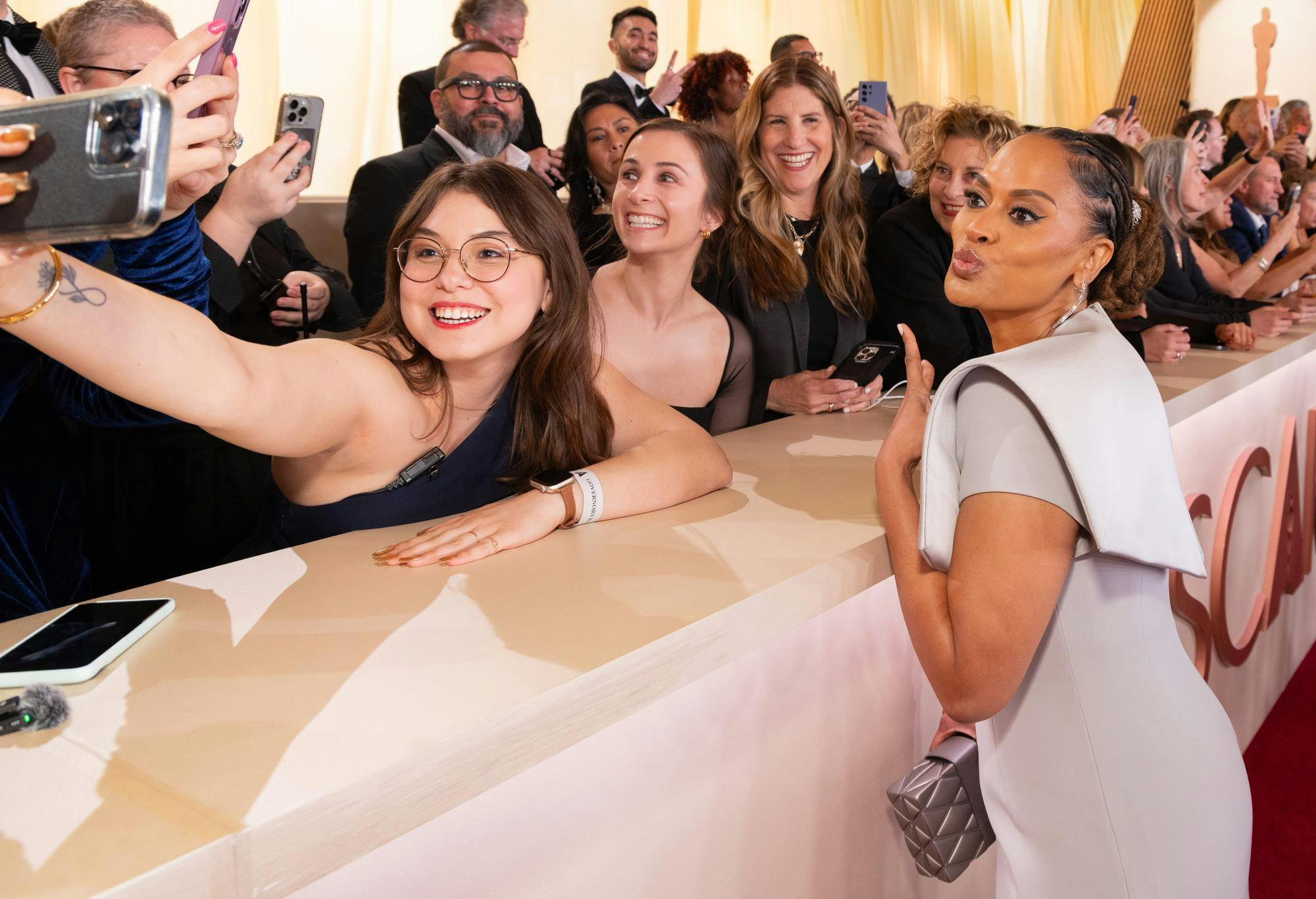 entoscarsfash030525-jpg