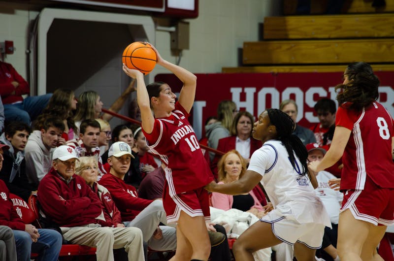 Indiana women’s basketball suffers 14-point loss to No. 12 Ohio State