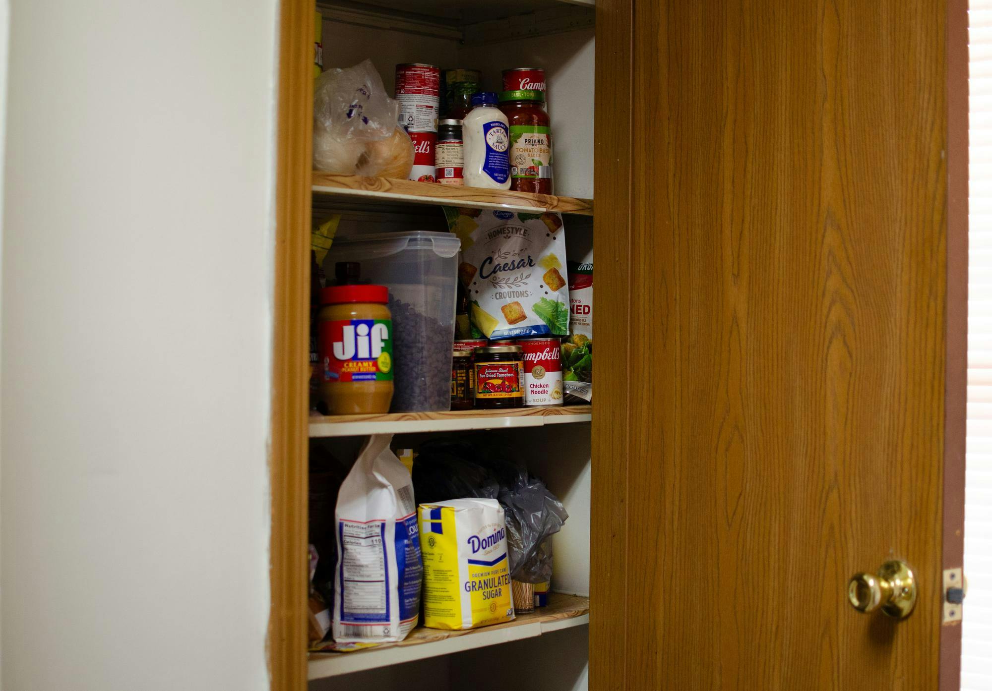 housinglivingguidepantry.jpg