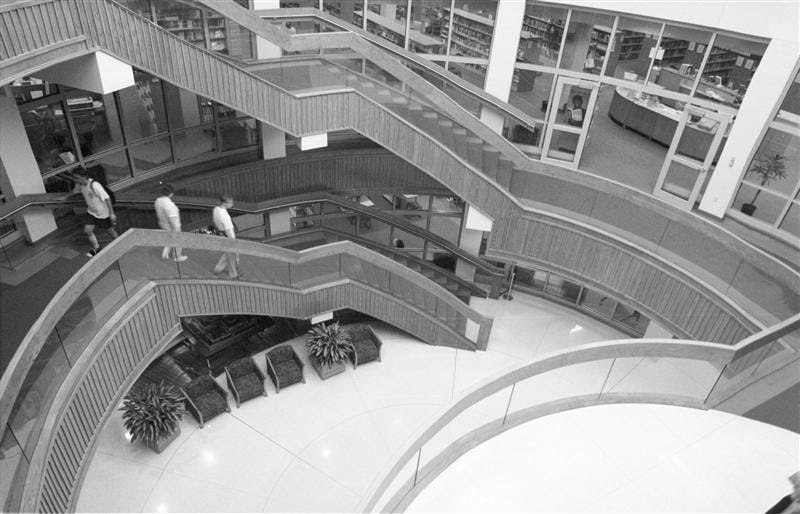 The Monroe County Public Library, located on 303 E Kirkwood, offers an alternative to the IU libraries.