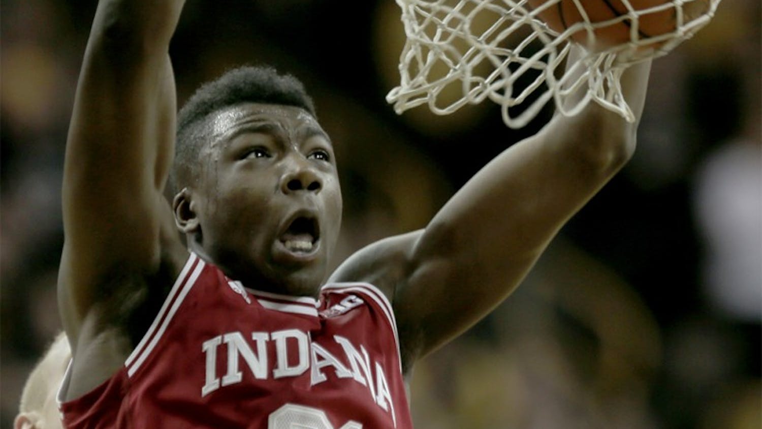 Freshman center Thomas Bryant dunks against the Hawkeyes in the Hoosiers' win at Carver-Hawkeye Arena. (The Daily Iowan)