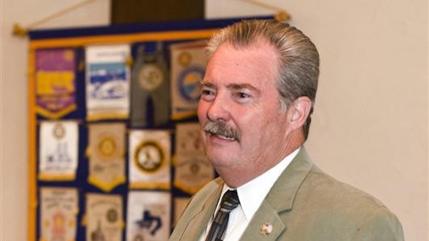 Former Rep. Mike Sodrel, R-9th, visits a Rotary Club lunch meeting Thursday in New Albany, Ind. Sodrell is in a race against against Rep. Baron Hill, D-9th, for southern Indiana's 9th Congressional district.
