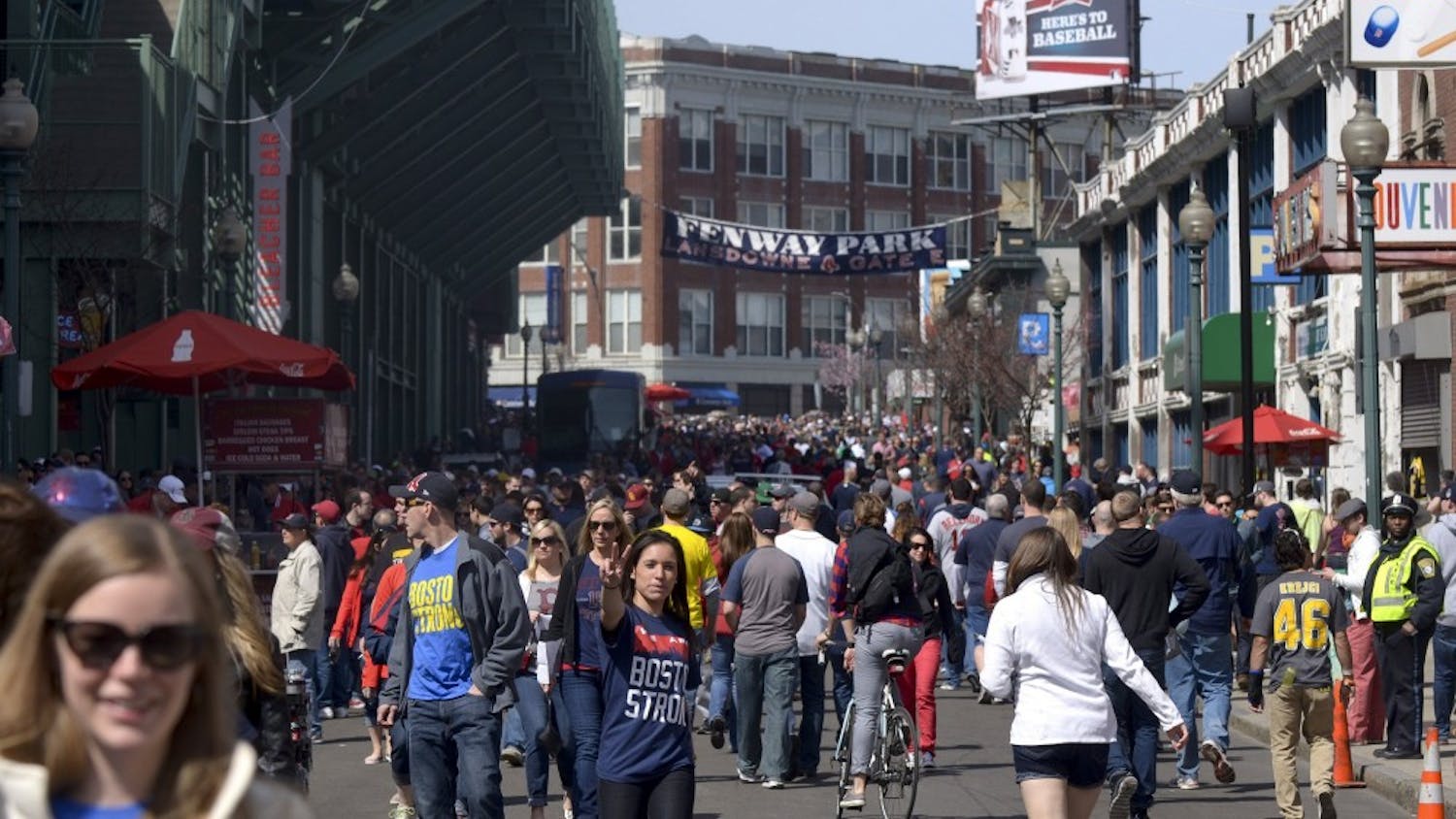 US NEWS BOSTONMARATHON 8 HC