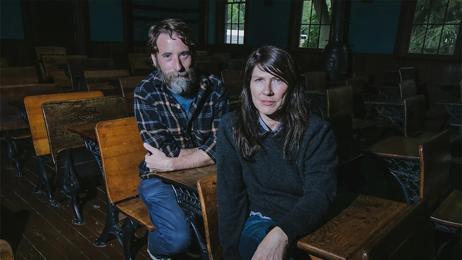 R. Ring is a duo featuring Kelley Deal of the Breeders and Mike Montgomery of Ampline. They're set to play Thursday at the Bishop.