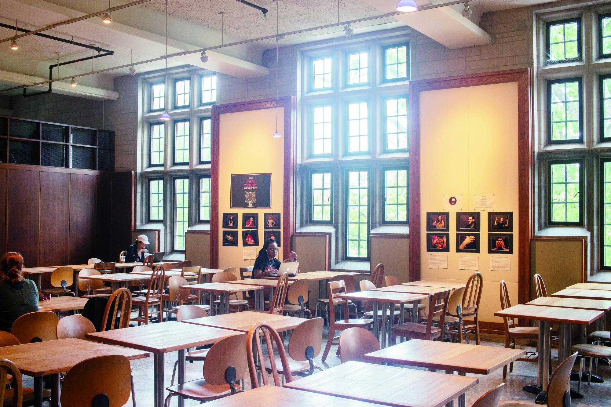 entPoetryJamPreview030220