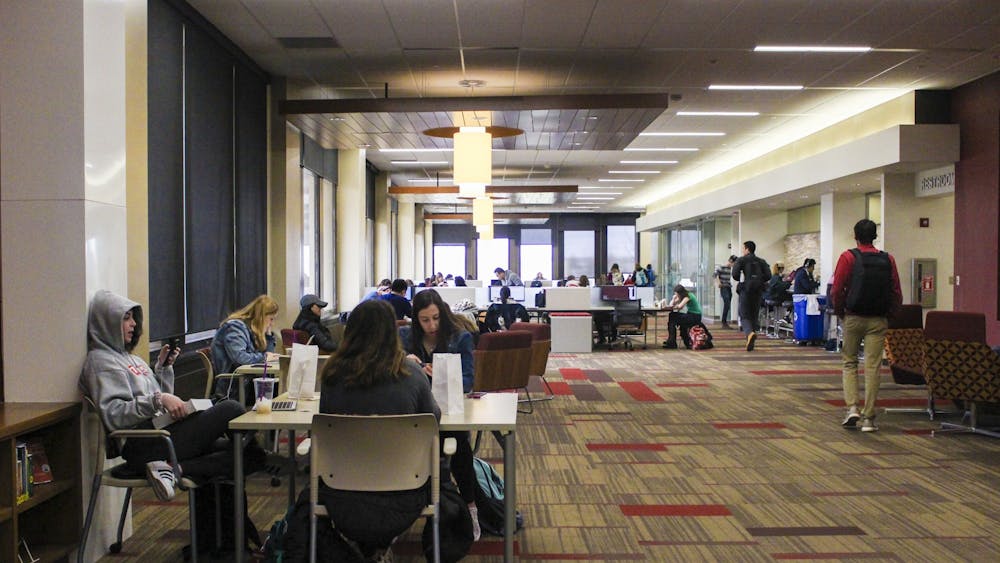 Students use the tables and computers in Wells Library. Seasonal Affective Disorder is expected to contribute to an increase in cases of depression this winter.