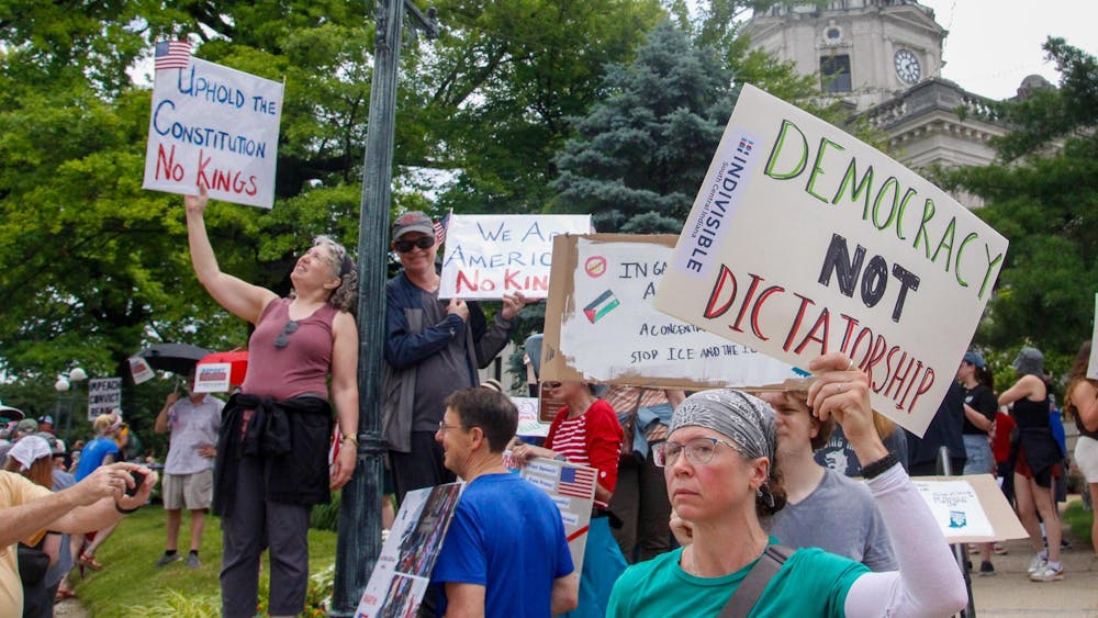 canewsroundup120725.jpg-5