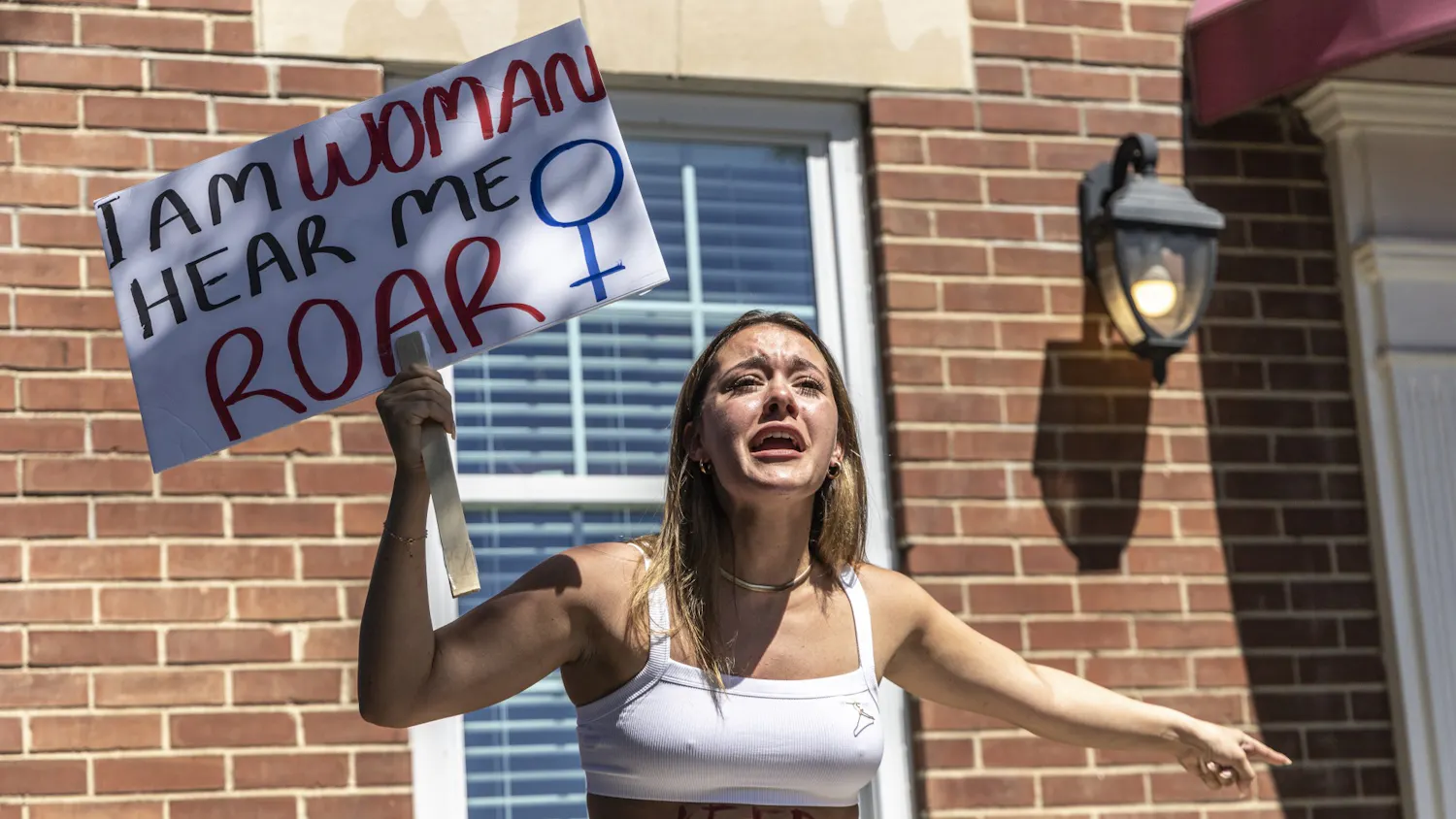 cawomenhist022223.jpg