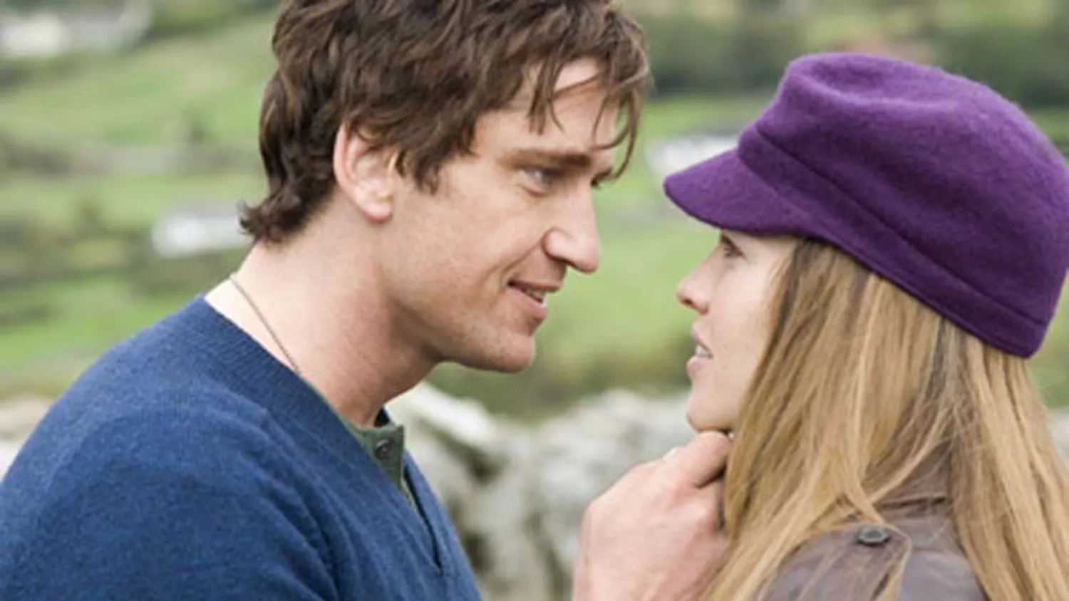 GERARD BUTLER stars as Gerry and HILARY SWANK stars as Holly Kennedy in Alcon Entertainment