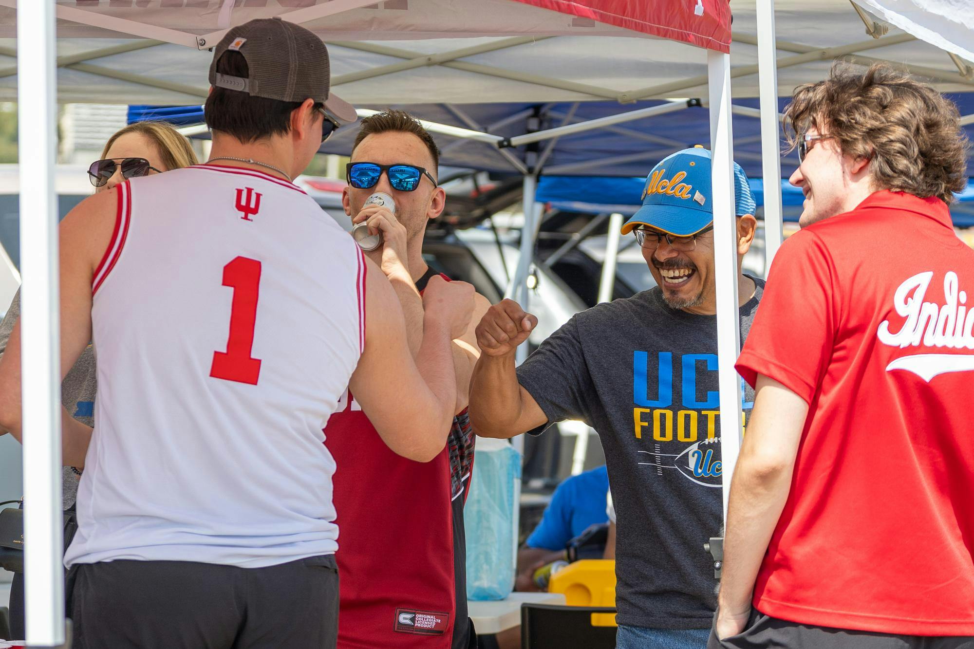 20240914-iu_at_UCLA_tailgate0003.jpg