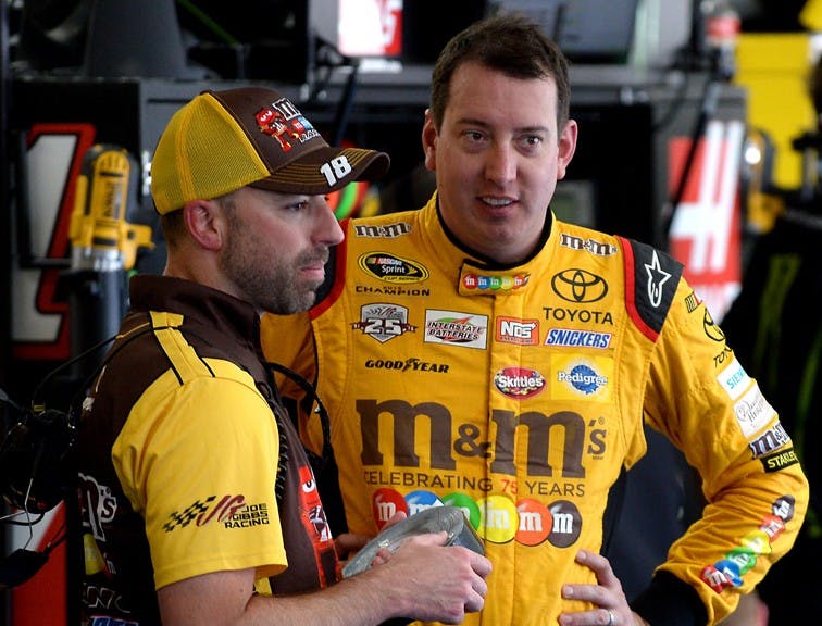 SPORTS CAR-NASCAR 4 CH