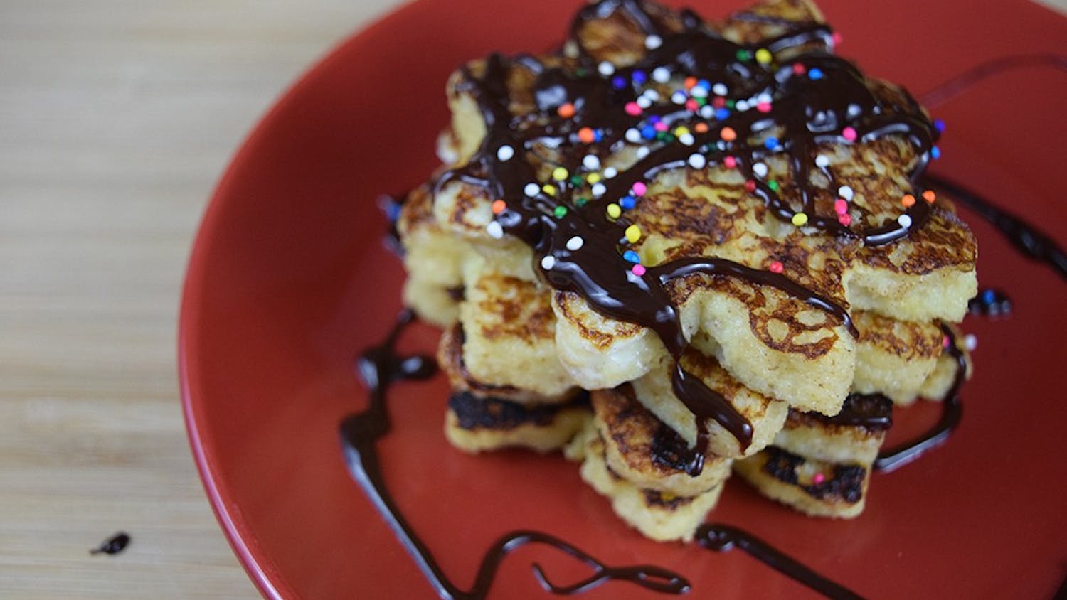 This French Toast recipe can be made simple by leaving the slices of bread whole.