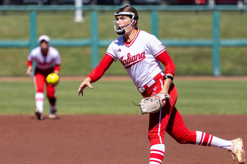 Pitchers Hooks, Mannon lead Indiana softball to weekend sweep of Detroit Mercy