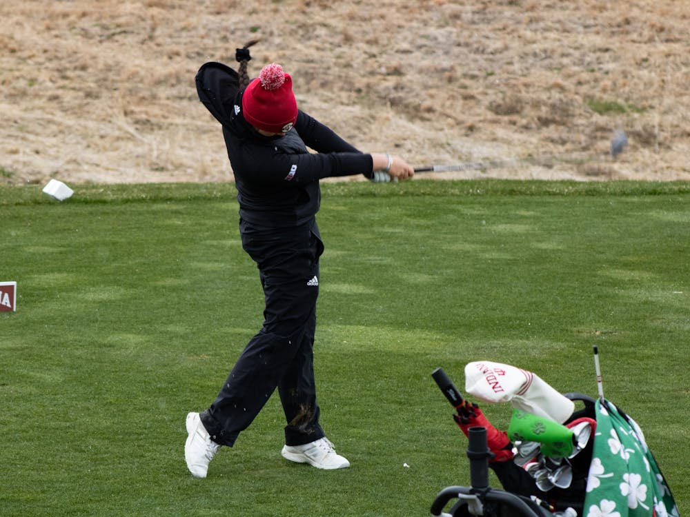 Freshman Áine Donegan drives a ball at the IU Invitational April 9, 2022. This weekend, the Hoosiers competed at the Lady Buckeye Invitational.