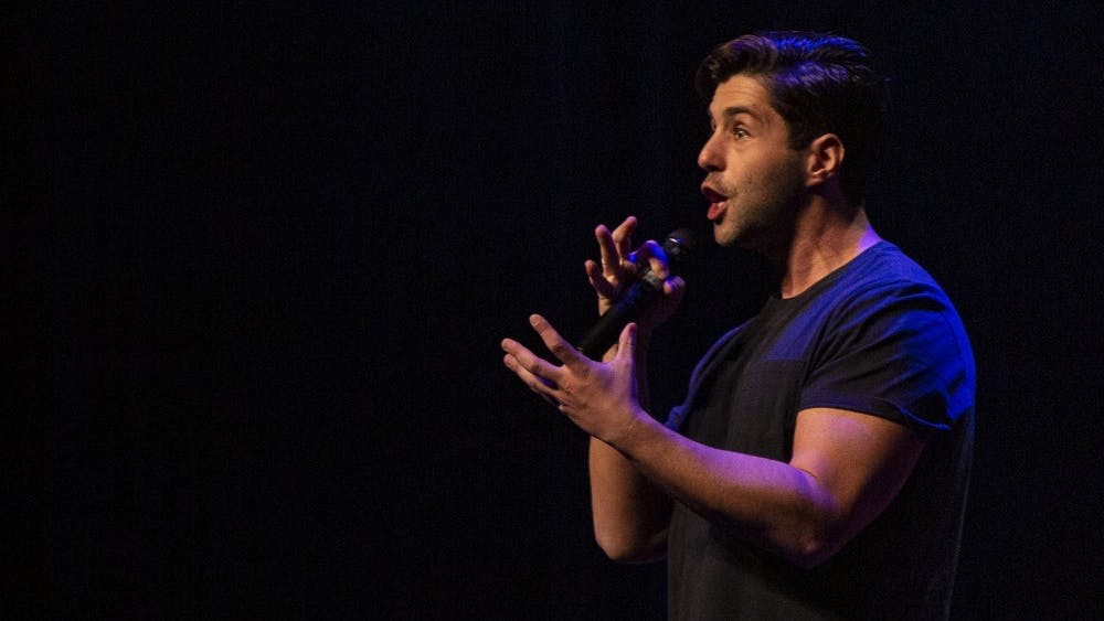 Josh Peck talks to the audience during "An Evening with Josh Peck" on March 3 in the IU Auditorium. Peck, a former child actor now YouTube and online personality, talked about his life growing up in the spotlight and shared stories about becoming a recent father.&nbsp;