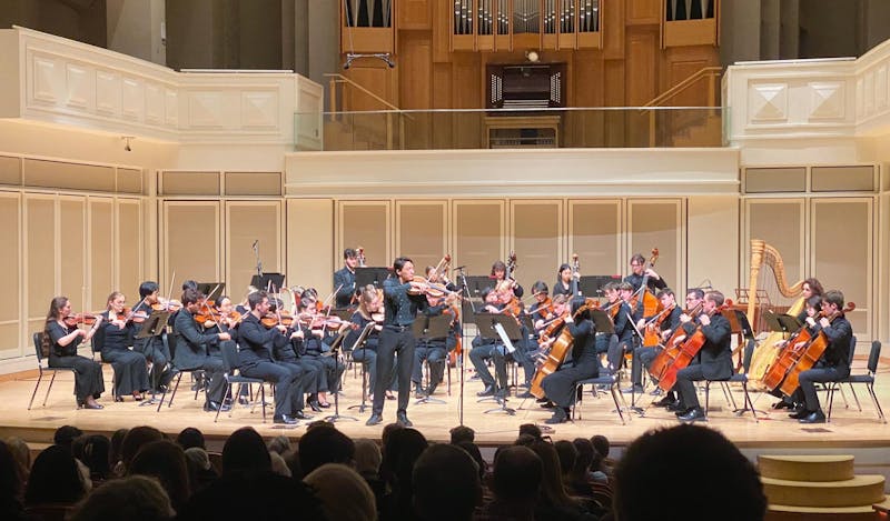 IU alumnus Callum Smart leads University Orchestra without conductor