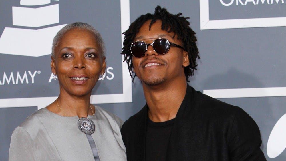 ENTER MUS-GRAMMYS 145 LA