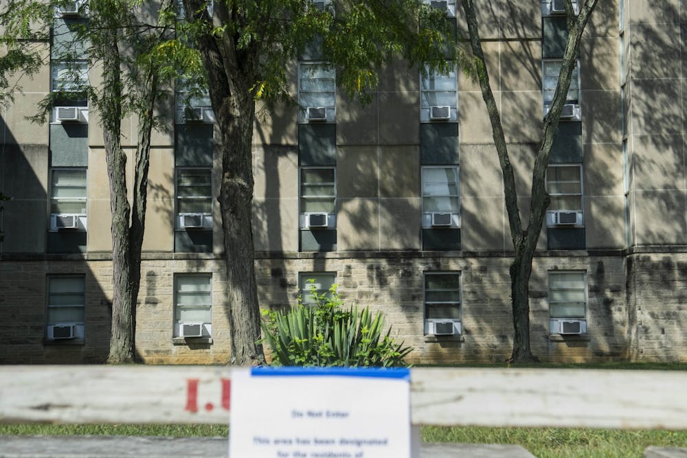 2020年9月1日，阿什顿住宿中心，用于隔离在校学生的宿舍。根据新的IU规定，被追踪到接触者的完全接种者不需要隔离。