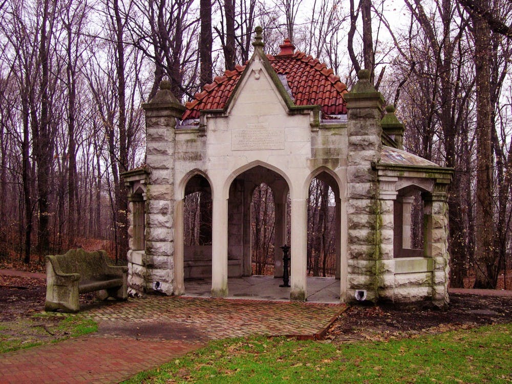<p>The Rose Well House is a small structure built in 1908 from stone door gates that were originally part of the Old College Building. The well house is located on the northeastern edge of Dunn's Woods.</p>