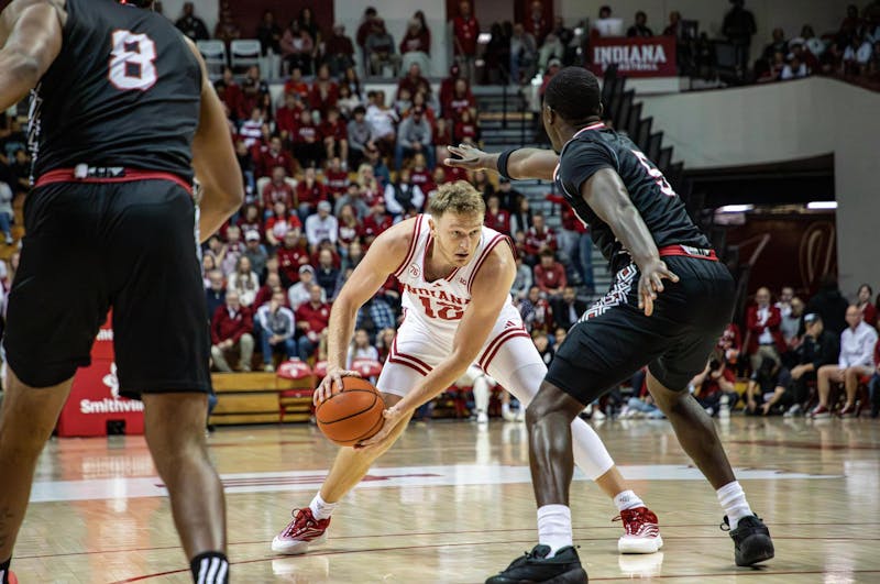 Minnesota stifles DeVries, Wilkerson, hands Indiana men’s basketball its 1st loss