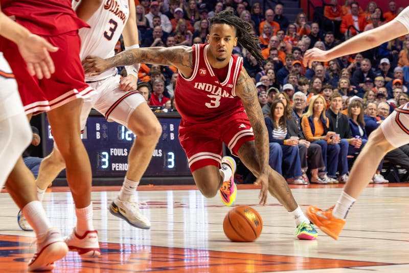 Indiana men’s basketball clamped by No. 8 Illinois, held to season-low scoring