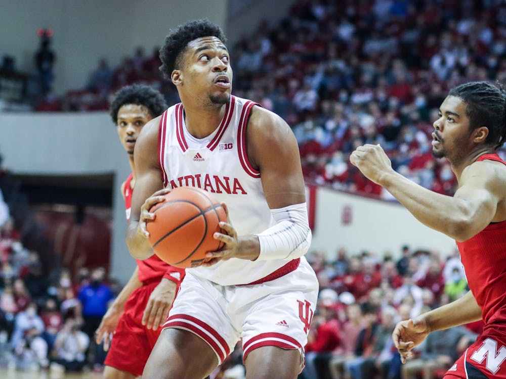 Senior center Michael Durr plays offense Dec. 4, 2021, at Simon Skjodt Assembly Hall. Durr entered the transfer portal Thursday after playing one season with the Hoosiers.