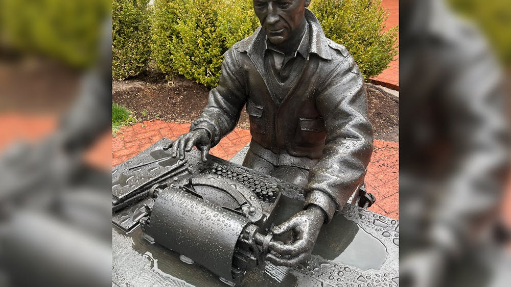 A statue of journalist and Pulitzer Prize winner Ernie Pyle stands outside Franklin Hall May 1, 2023, on IU&#x27;s campus. Ernie Pyle attended IU but dropped out a semester short of graduating.