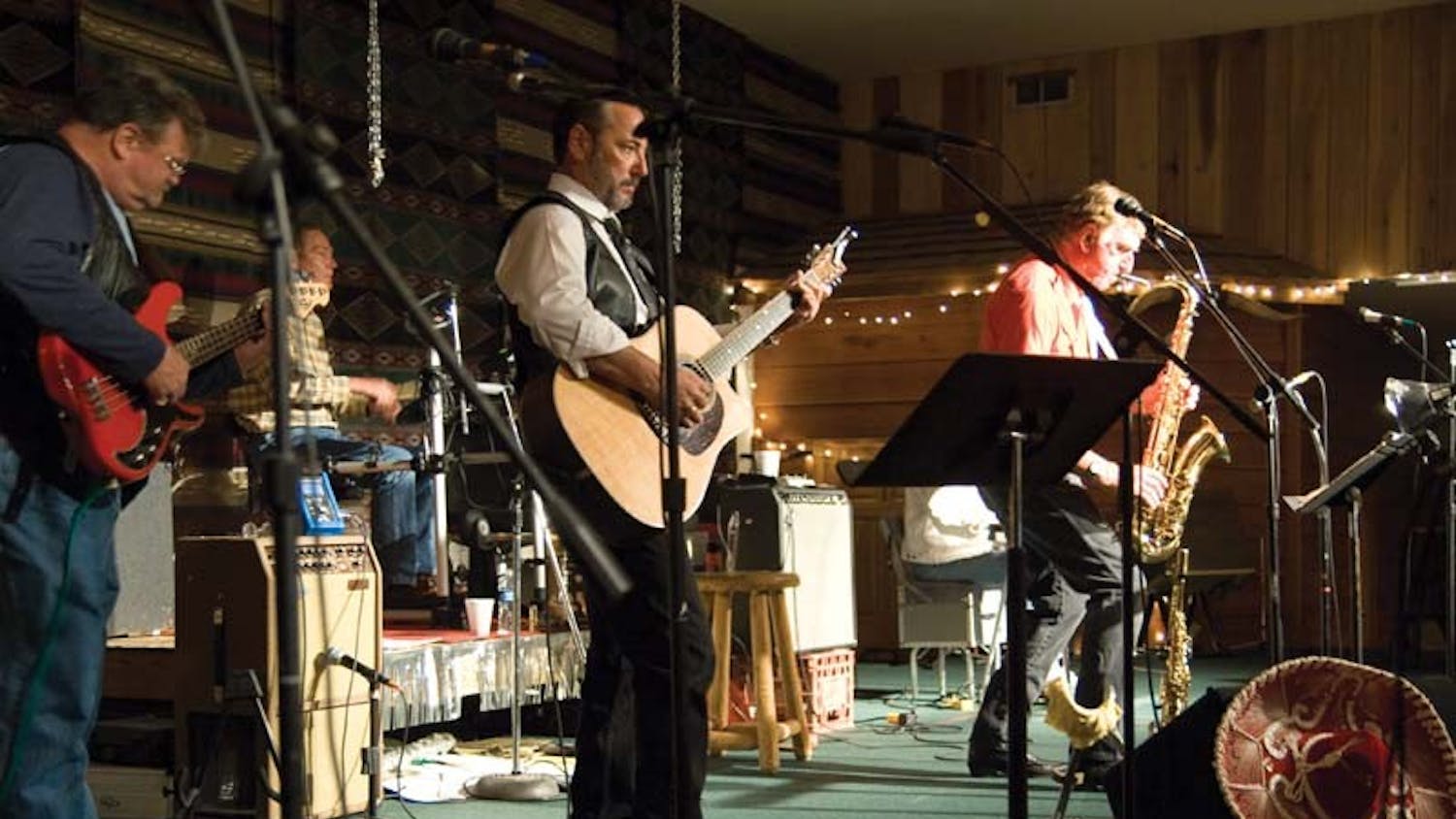 Mike Robertson & Smooth Country got the crowd on their feet at Mike’s Dance Barn.