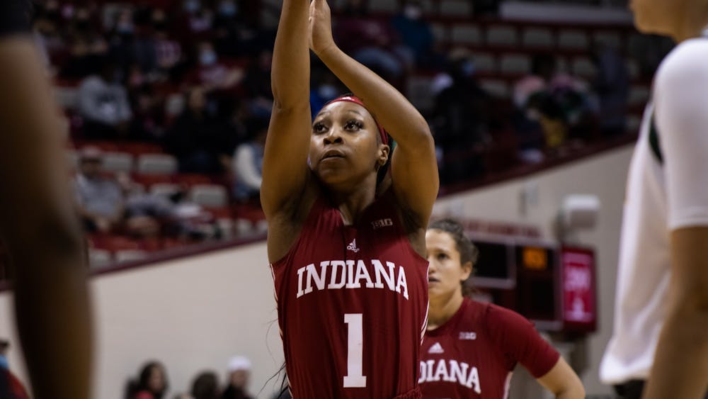 IU freshman guard Kaitlin Peterson shoots a free throw against Norfolk State University on Nov. 16, 2021, at Simon Skjodt Assembly Hall. Peterson scored 2 of Indiana&#x27;s 4 bench points in its 72-42 win over Norfolk State.