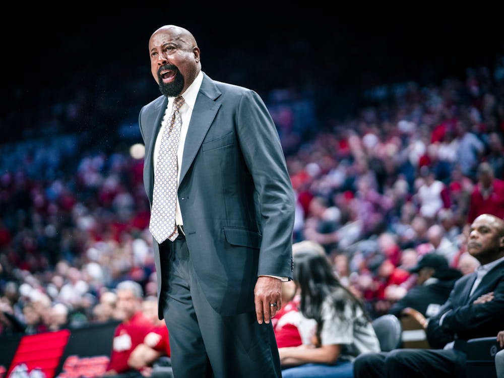 Indiana head coach Mike Woodson seen Dec. 10, 2022 at the MGM Grand Arena in Las Vegas, Nevada. Mackenzie Mgbako committed to Indiana men’s basketball Friday. 