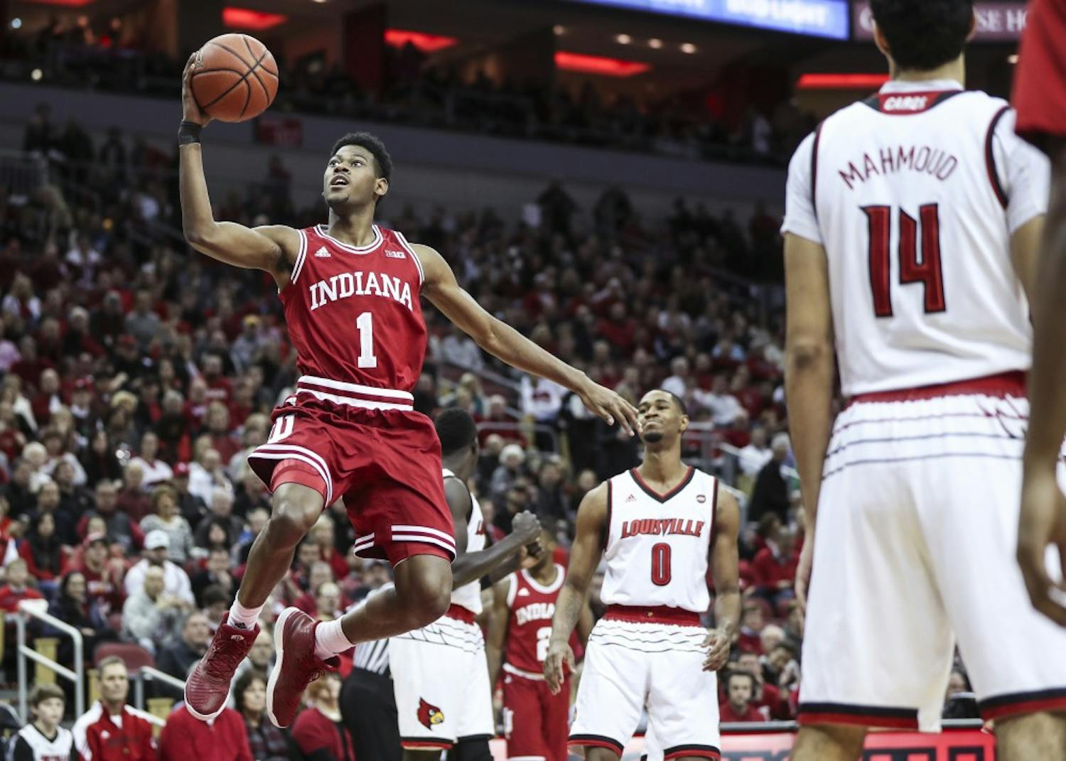 GALLERY: Hoosiers lose to the Louisville Cardinals, 71-62