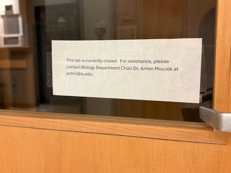 IU biology professor questions USDA lab shutdown after federal investigation