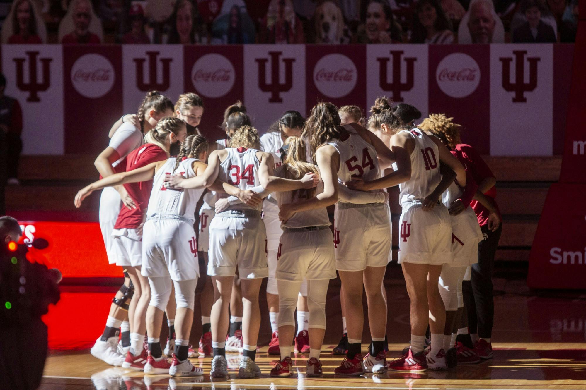 Indiana women s basketball lands class of 2023 guard Lenee