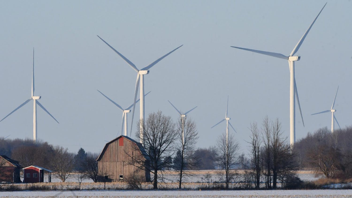 US-NEWS-ENV-MICH-SOLAR-WIND-PERMITS-DTN.jpg