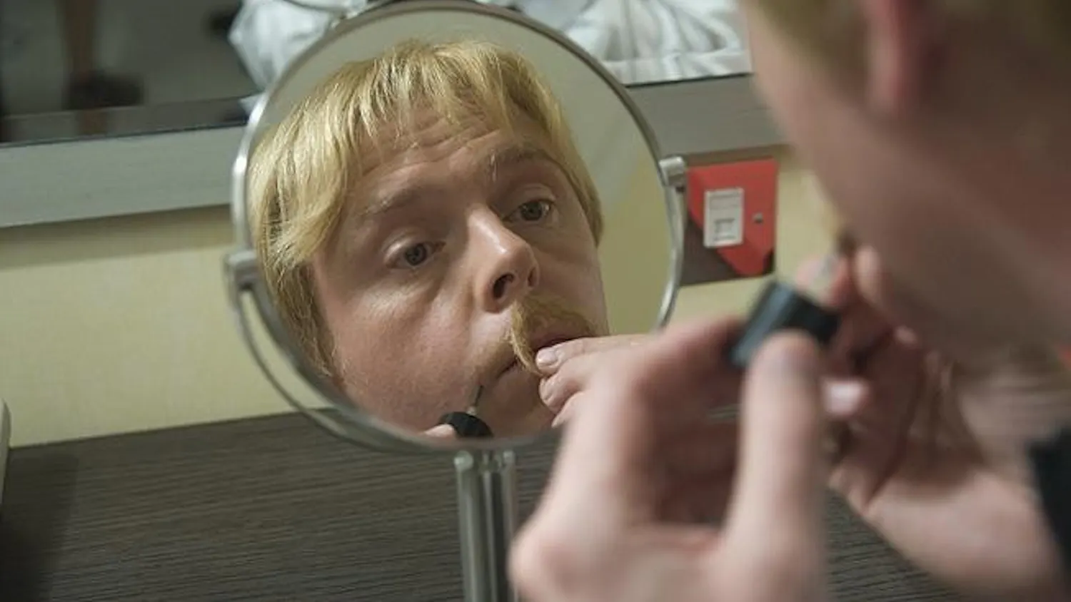 This formally undiscovered photo reveals that Simon Pegg auditioned for "Starsky and Hutch."