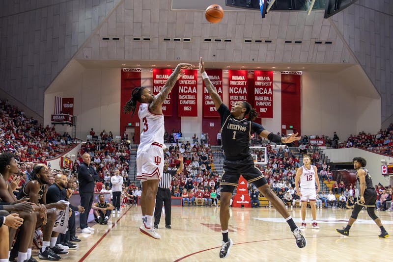 Indiana men’s basketball overcomes slow start in 20-point win vs. Lindenwood
