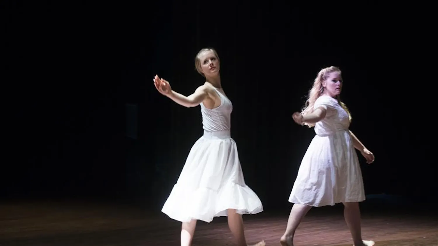 CAROUSELContemporary Dance