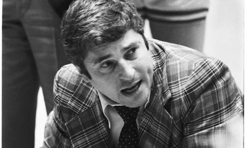 Indiana Athletics announces statue honoring Hall of Fame head coach Bob Knight