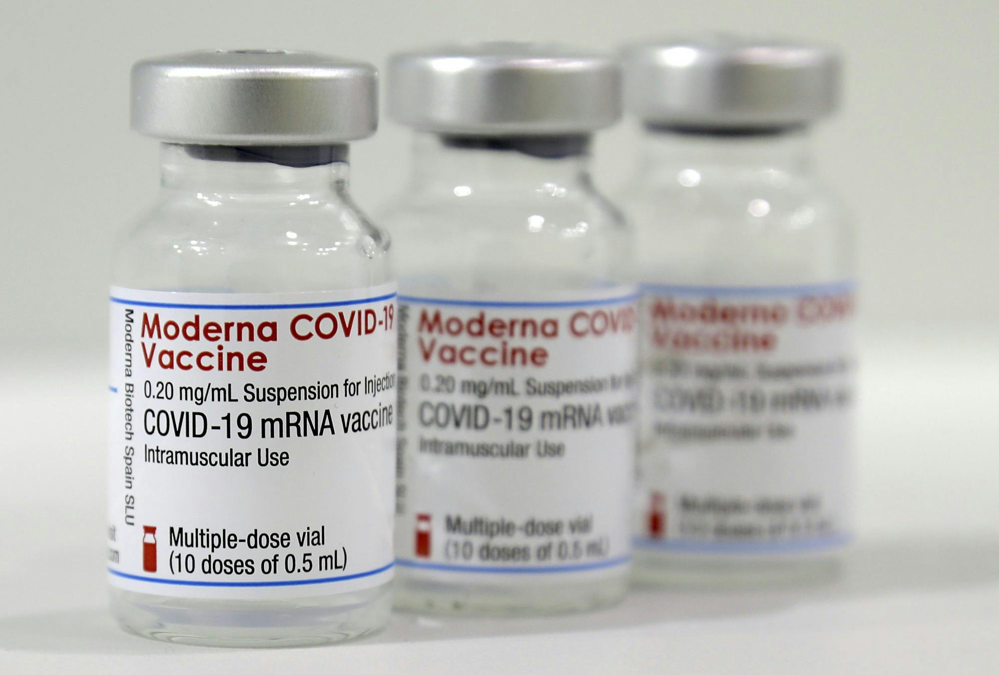 US-NEWS-CORONAVIRUS-VACCINES-MIX-GET