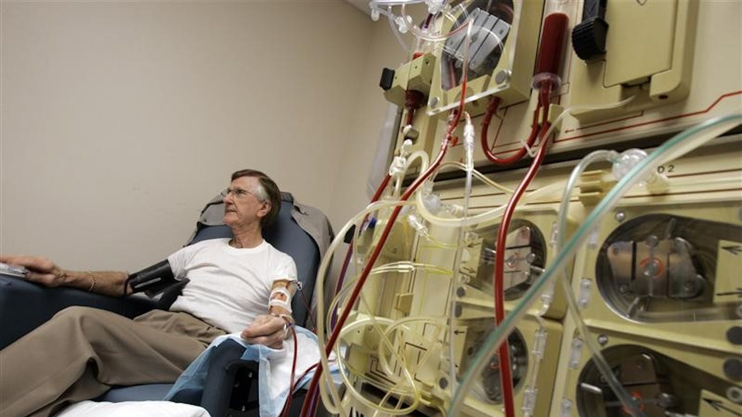 Ted Harrison undergoes a cholesterol-lowering treatment by having blood removed from his body, his bad LDL cholesterol filtered out, and the newly cleaned plasma returned with his red blood cells back to his system on Wednesday at Barnes-Jewish Hospital in St. Louis. The treatment, which is performed every two weeks, is for people like Harrison who are genetically predisposed high cholesterol and don't respond well to drug therapy.