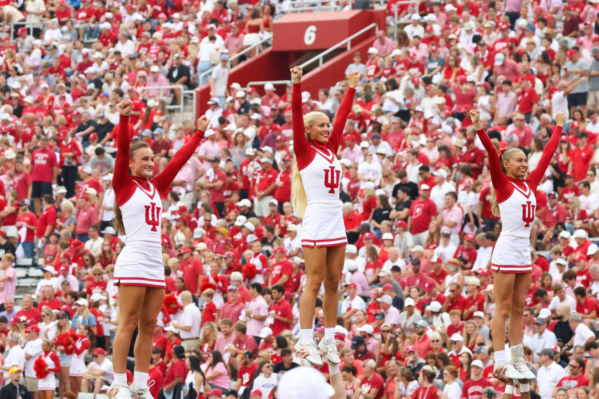 vifbgallery091226-8.jpg