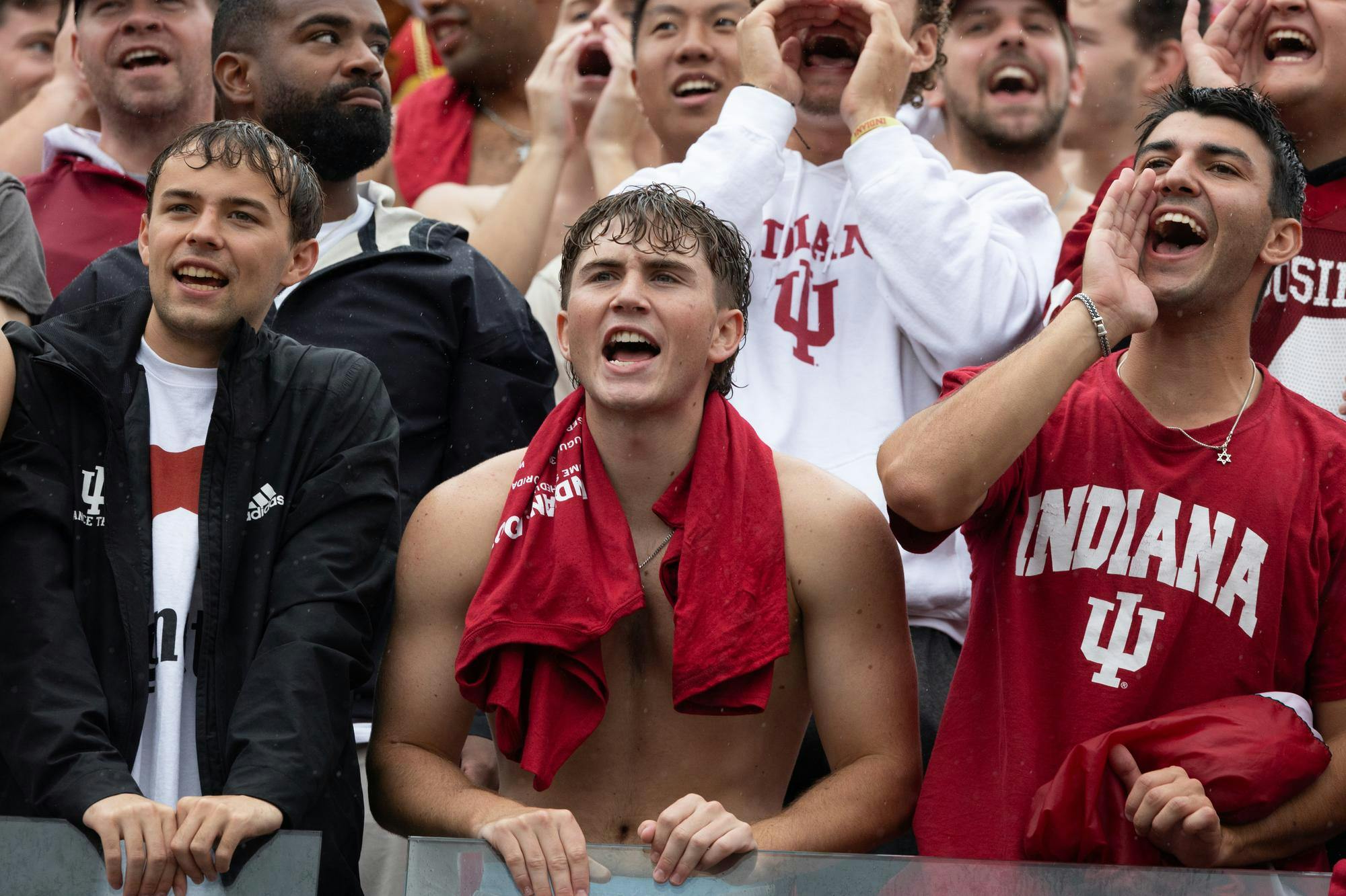 092928-iufans0014.jpg