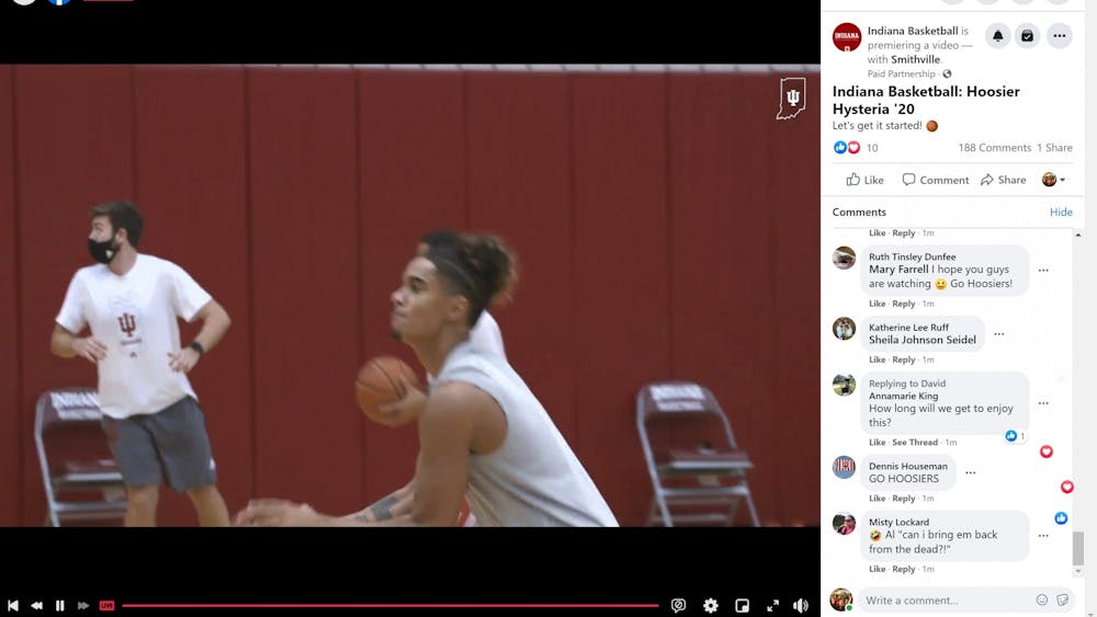一个屏幕抓取从IU男子篮球Hoosier歇斯底里在Facebook Live。