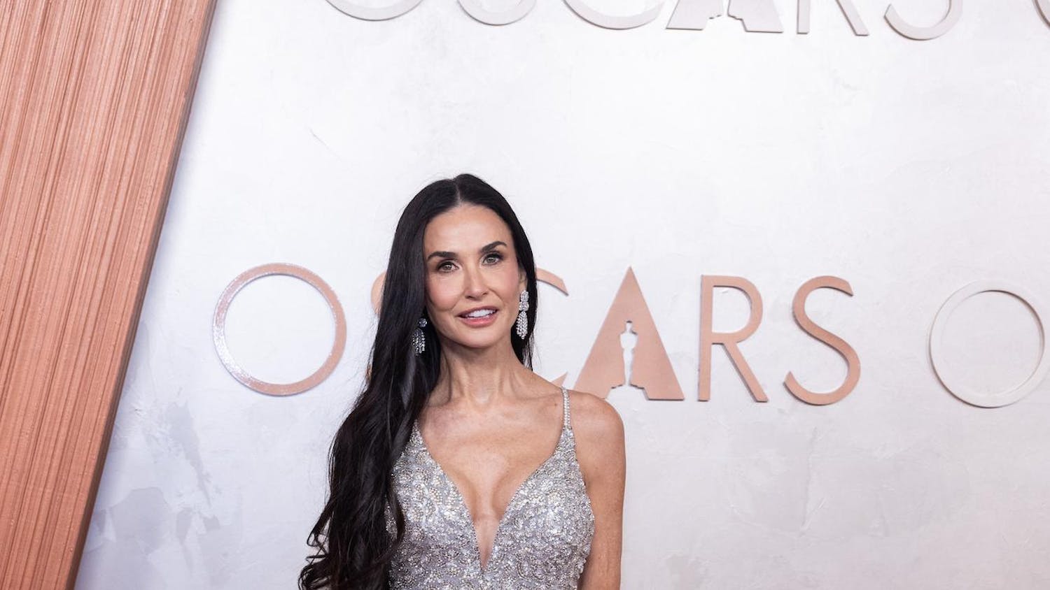 entoscarsfash030525.jpg.3