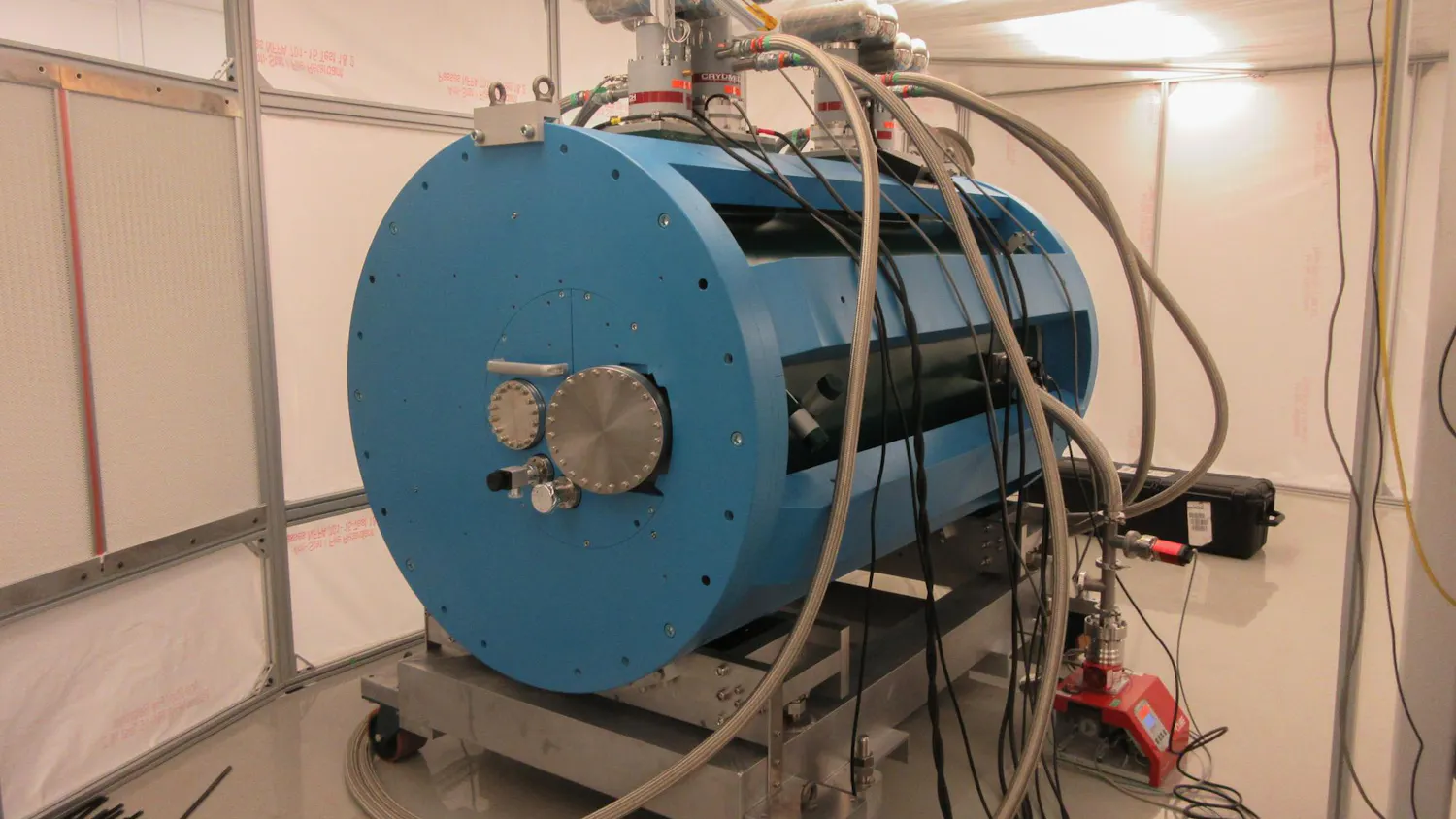 Caphysicsmagnet050626.jpg